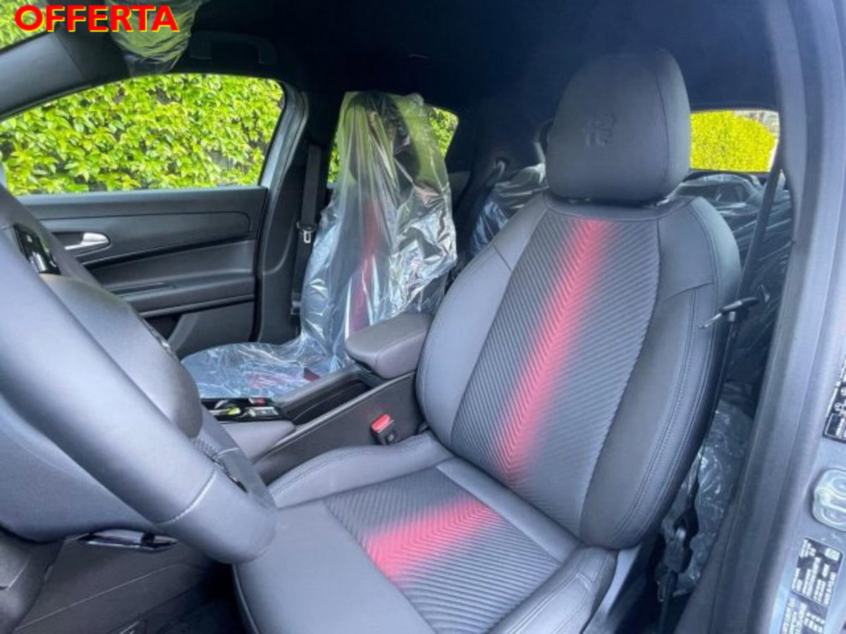 Alfa Romeo Junior 1.2 ibrida Speciale 145cv edct6 (17)