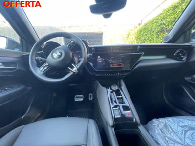 Alfa Romeo Junior 1.2 ibrida Speciale 145cv edct6 (18)