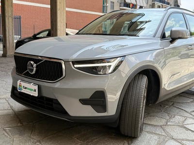 Volvo XC40 B3 automatico Plus Dark usata