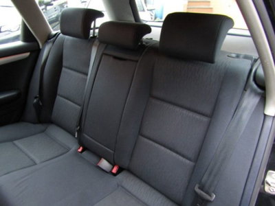 Audi A4 Avant 2.0 16V TDI multitronic (11)