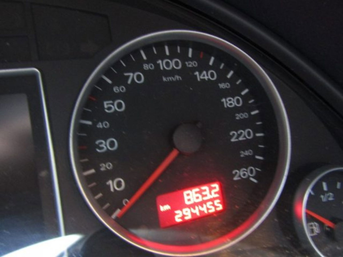 Audi A4 Avant 2.0 16V TDI multitronic (19)
