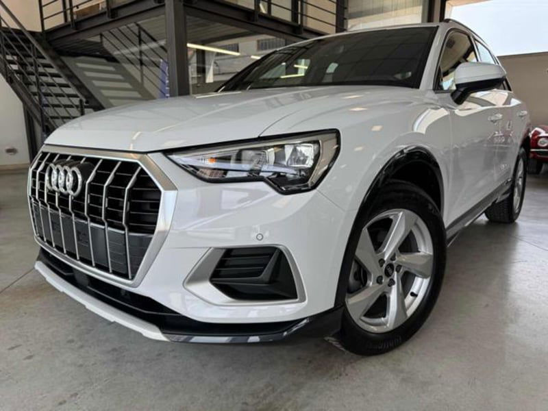 Audi Q3 35 TDI quattro S tronic Business Advanced