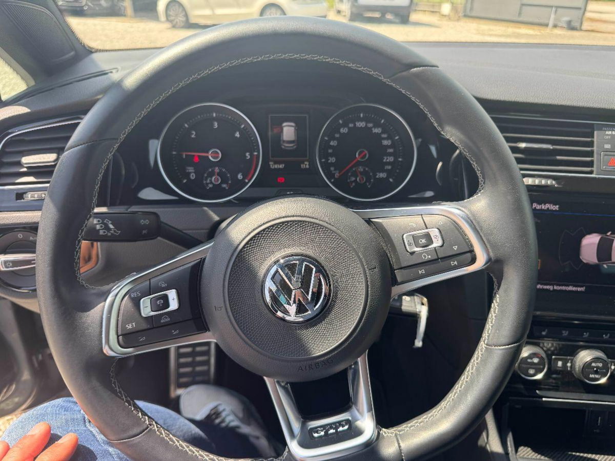Volkswagen Golf GTD 2.0 TDI 5p. BlueMotion Technology (9)