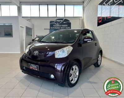 Toyota iQ 1.0 Sol usata