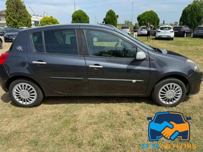 Renault Clio 1.2 16V 5 porte Le Iene usata
