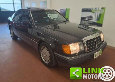 Mercedes-Benz 300 300 E-24 cat usata