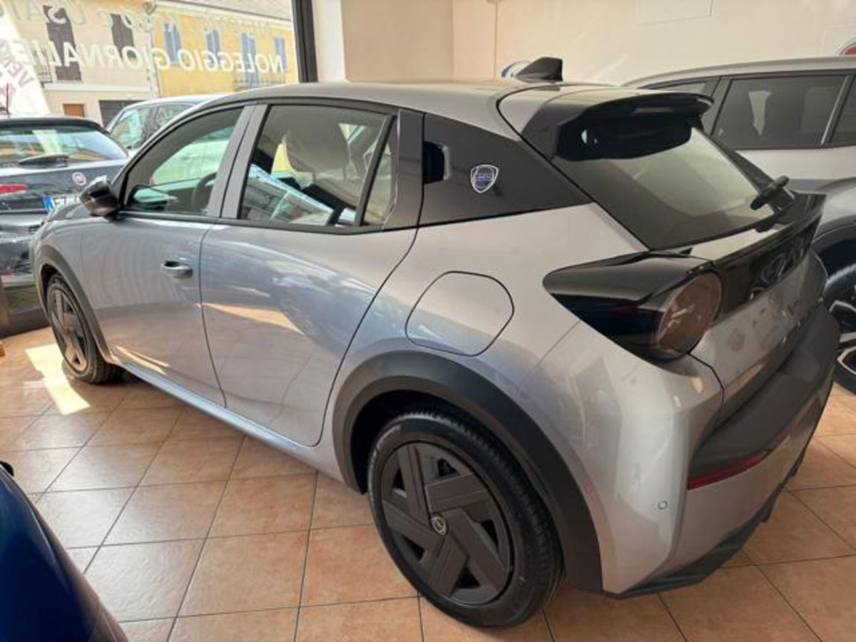 Lancia Ypsilon 1.2 mhev Edizione Cassina e-dct (5)