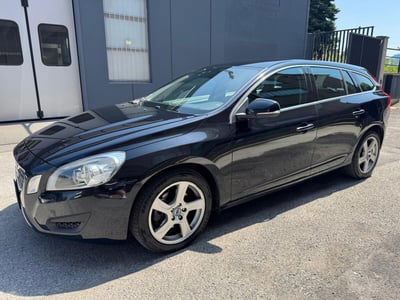 Volvo V60 D4 Geartronic Business usata