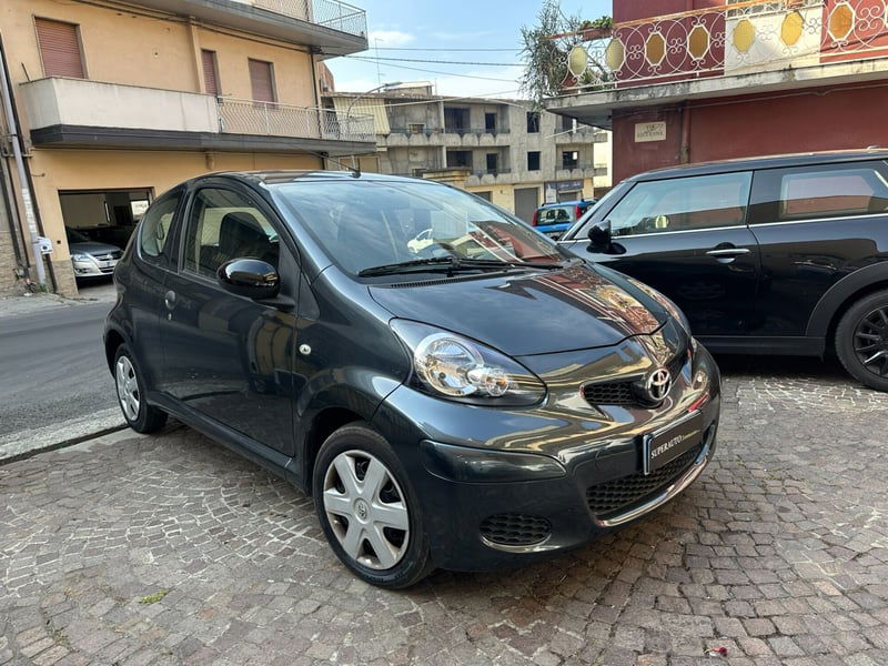 Toyota Aygo 1.0 12V VVT-i 3 porte Now Connect