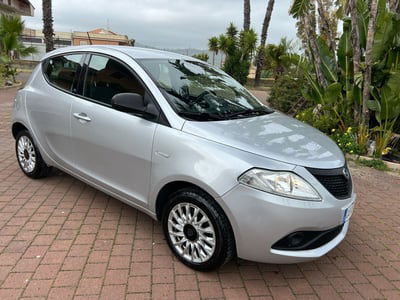 Lancia Ypsilon 1.2 69 CV 5 porte Platinum usata
