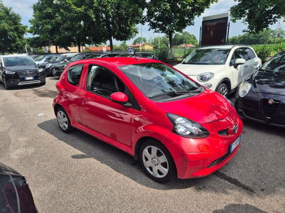 Toyota Aygo 1.0 12V VVT-i 3 porte Sol usata