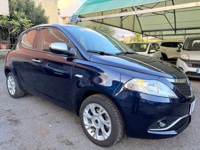 Lancia Ypsilon 1.2 69 CV 5 porte Platinum usata
