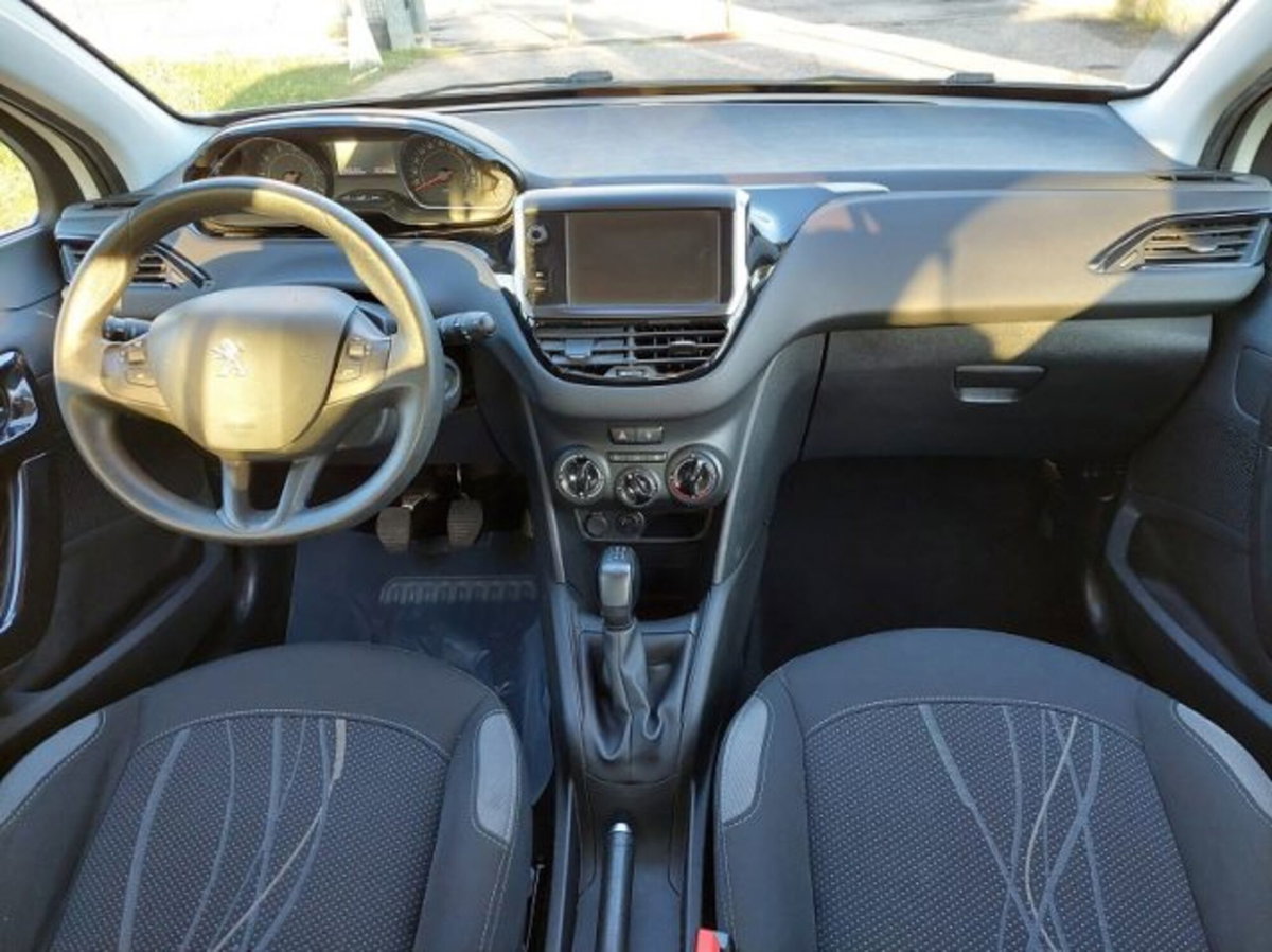 Peugeot 208 68 5 porte Active (4)