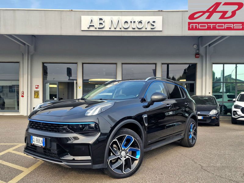 Lynk & Co 01 01 1.5 td phev