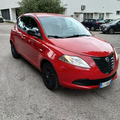 Lancia Ypsilon 1.2 69 CV 5 porte Elefantino usata
