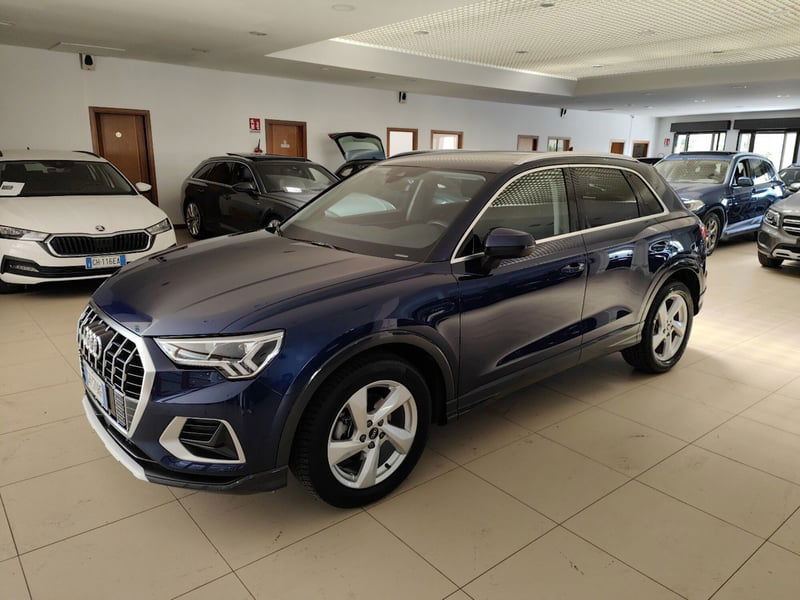 Audi Q3 35 TDI quattro S tronic Business