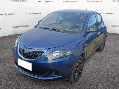 Lancia Ypsilon 1.0 FireFly 5 porte S&S Hybrid Ecochic A. Ferretti usata