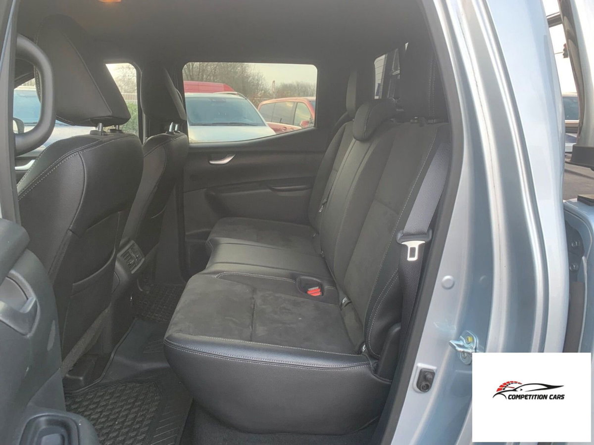 Mercedes-Benz Classe X Pick-up 250 d 4Matic Progressive (12)