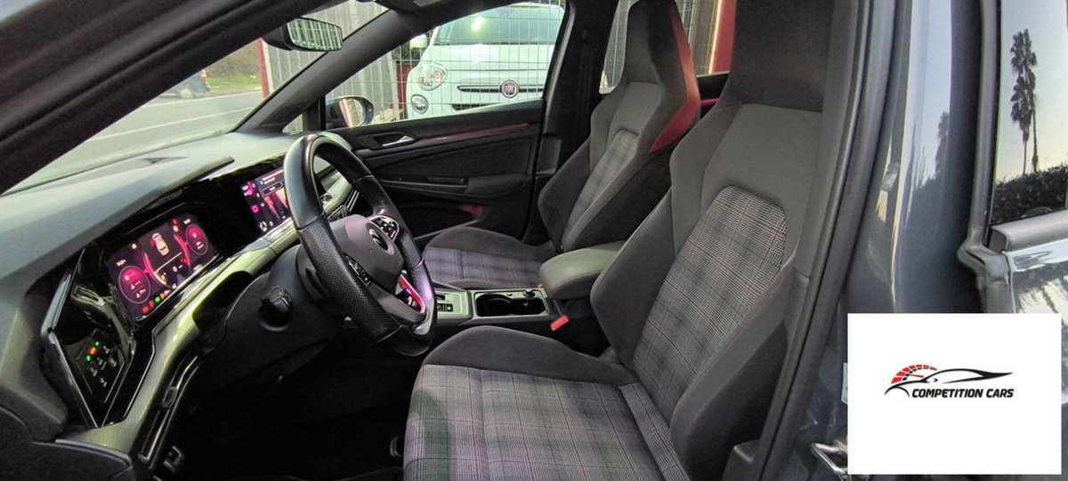 Volkswagen Golf 2.0 TSI GTI DSG (8)