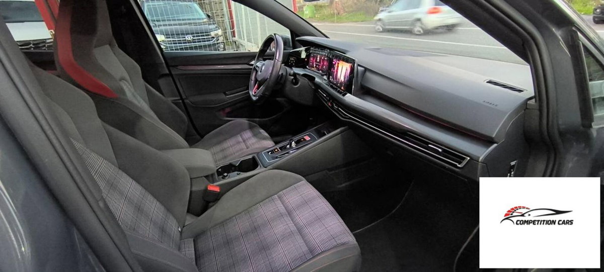 Volkswagen Golf 2.0 TSI GTI DSG (9)