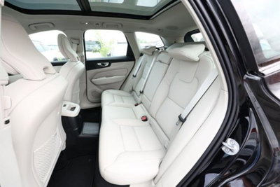 Volvo XC60 T6 Recharge AWD Plug-in Hybrid aut. Ultimate Dark (4)