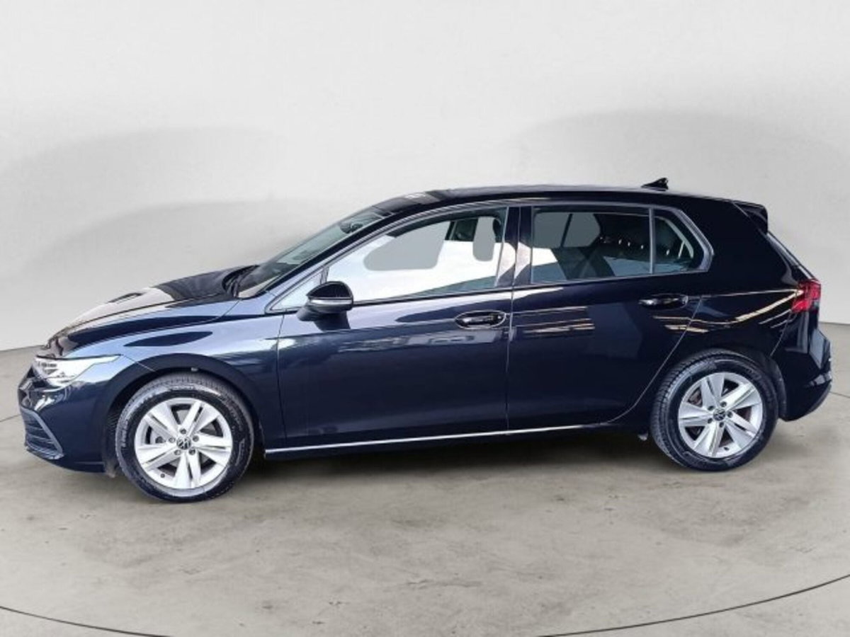 Volkswagen Golf Variant 1.0 eTSI EVO DSG Life (2)