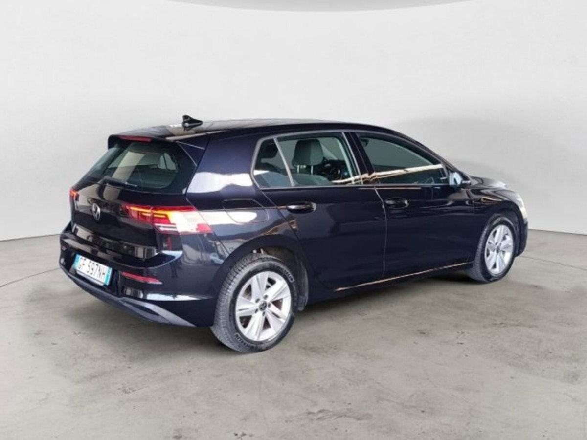 Volkswagen Golf Variant 1.0 eTSI EVO DSG Life (4)