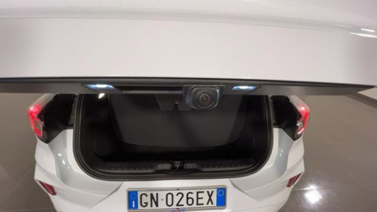 Ford Puma 1.0 EcoBoost Hybrid 125 CV S&S aut. ST-Line X (8)
