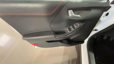 Ford Puma 1.0 EcoBoost Hybrid 125 CV S&S aut. ST-Line X (9)