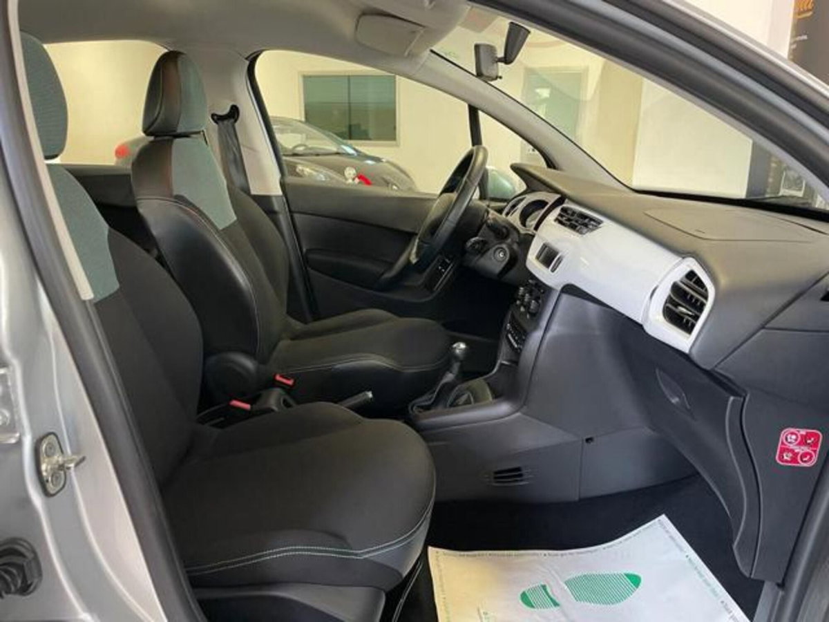 Citroen C3 PureTech 82 GPL Feel (9)