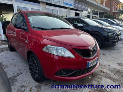 Lancia Ypsilon 1.0 FireFly 5 porte S&S Hybrid Ecochic Gold usata