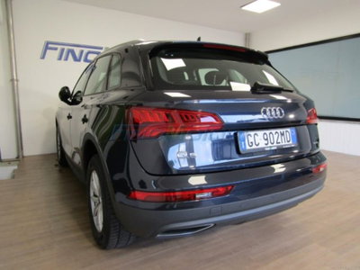 Audi Q5 40 TDI 204 CV quattro S tronic Business (11)