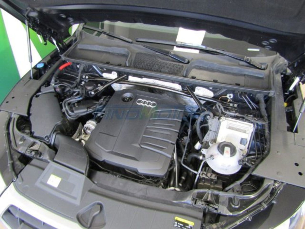 Audi Q5 40 TDI 204 CV quattro S tronic Business (15)