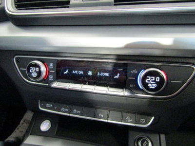 Audi Q5 40 TDI 204 CV quattro S tronic Business (17)