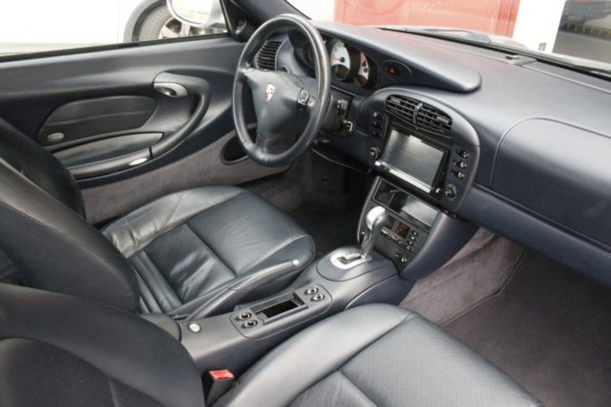 Porsche 911 Coupé Carrera cat (6)