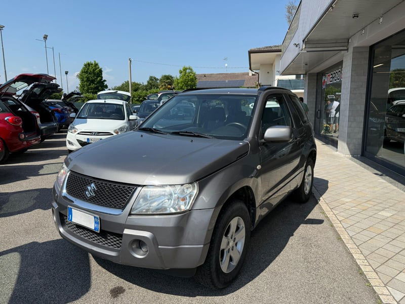Suzuki Grand Vitara 1.6 16V 3 porte Offroad