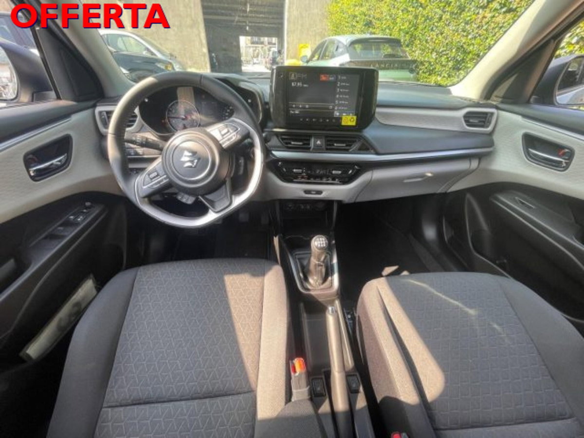 Suzuki Swift 1.2h Top 2wd cvt (10)