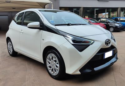 Toyota Aygo Connect 1.0 VVT-i 72 CV 5 porte x-music MMT usata