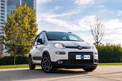 Fiat Panda 1.0 FireFly S&S Hybrid City Cross usata