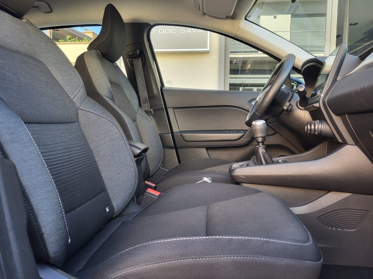 Renault Captur Blue dCi 115 CV EDC Business (14)