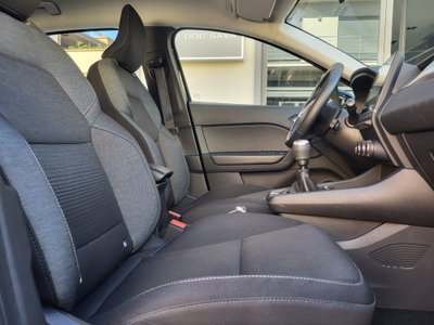 Renault Captur Blue dCi 115 CV EDC Business (14)