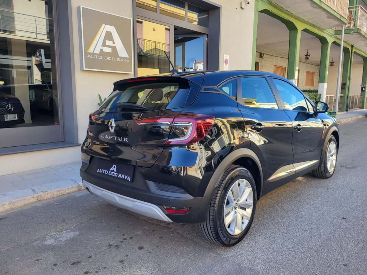 Renault Captur Blue dCi 115 CV EDC Business (8)