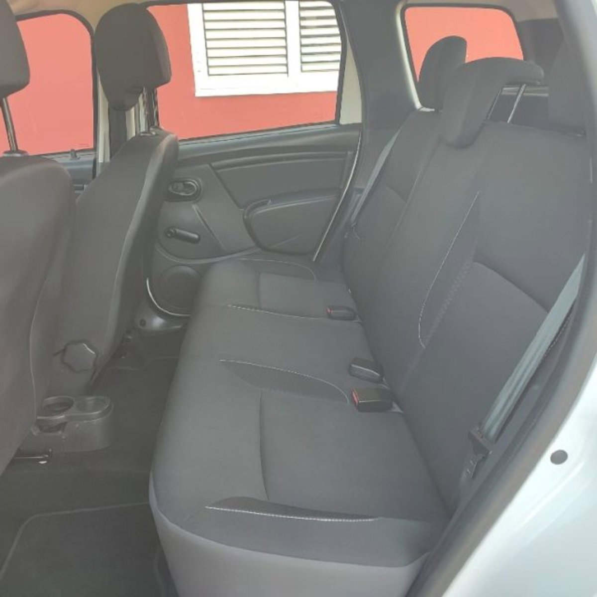 Dacia Duster 1.5 dCi 90CV 4x2 Ambiance (11)