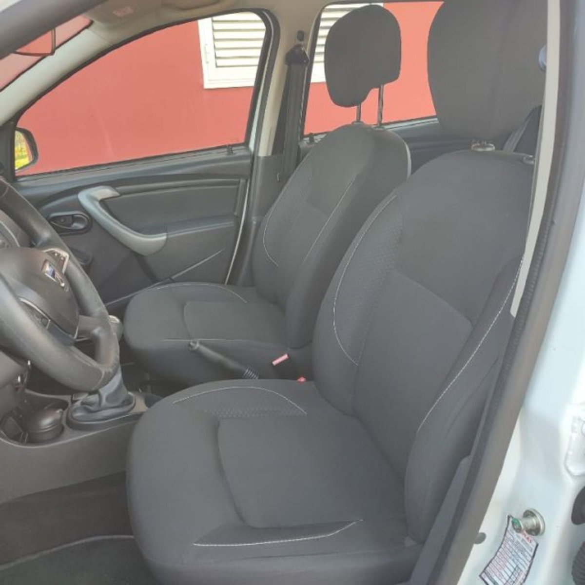 Dacia Duster 1.5 dCi 90CV 4x2 Ambiance (12)