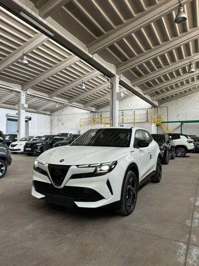 Alfa Romeo Junior 1.2 ibrida Speciale 145cv edct6 nuova