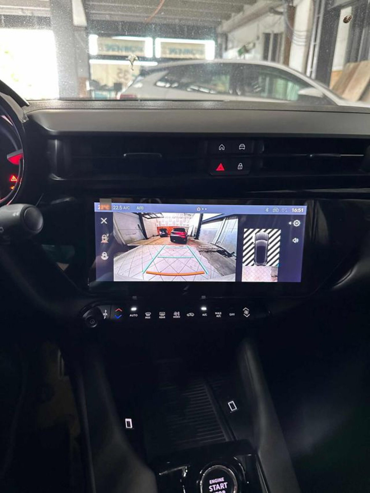 Alfa Romeo Junior 1.2 ibrida Sport Speciale 145cv edct6 (15)