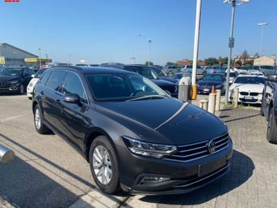 Volkswagen Passat Variant 1.5 TSI ACT DSG Business usata