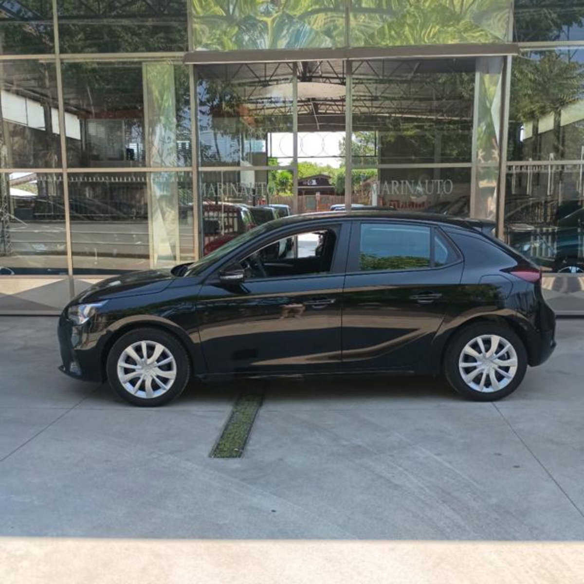 Opel Corsa 1.5 D 100 CV Edition (4)
