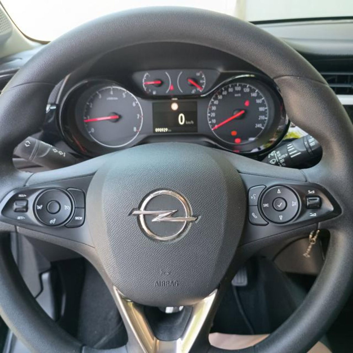 Opel Corsa 1.5 D 100 CV Edition (8)