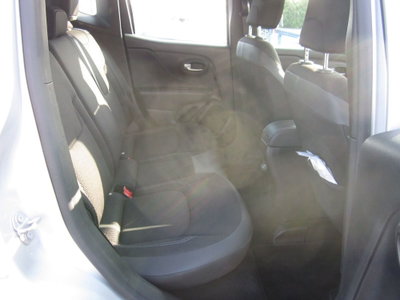 Jeep Renegade 1.0 T3 Limited (10)
